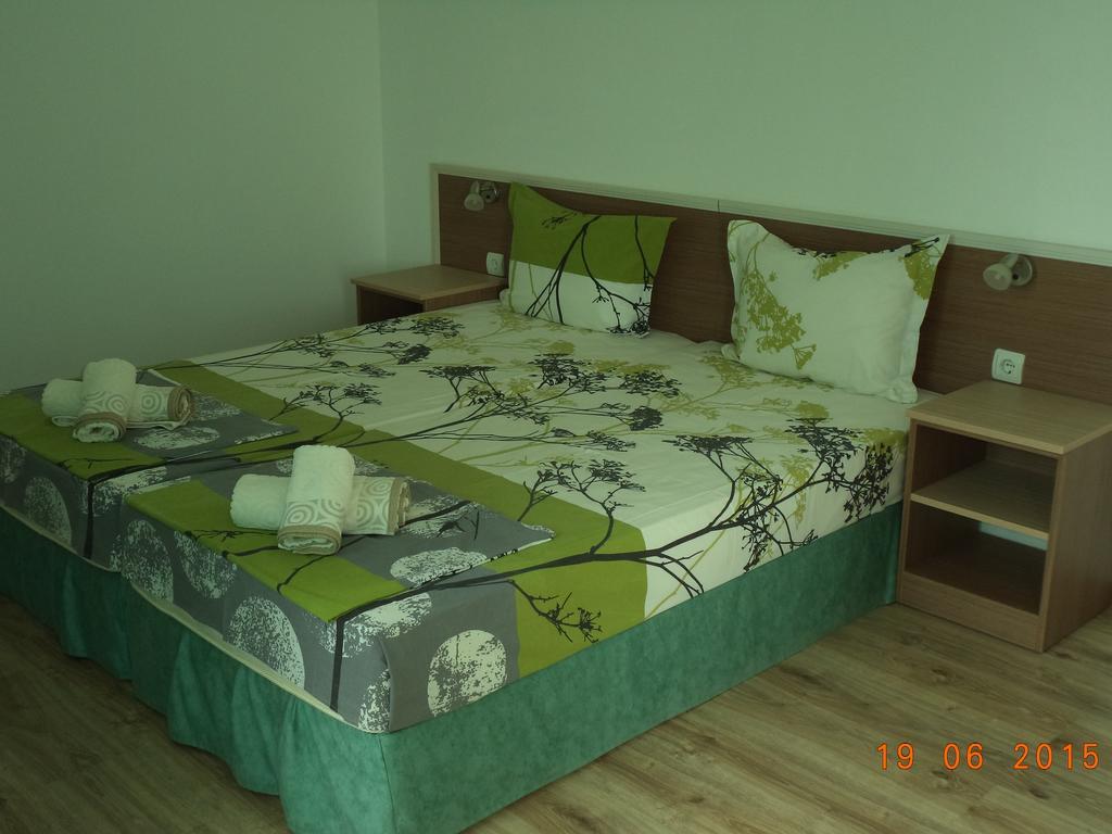 Sveti Georgi Guest House Sozopol Kamer foto