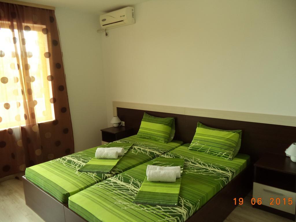 Sveti Georgi Guest House Sozopol Buitenkant foto