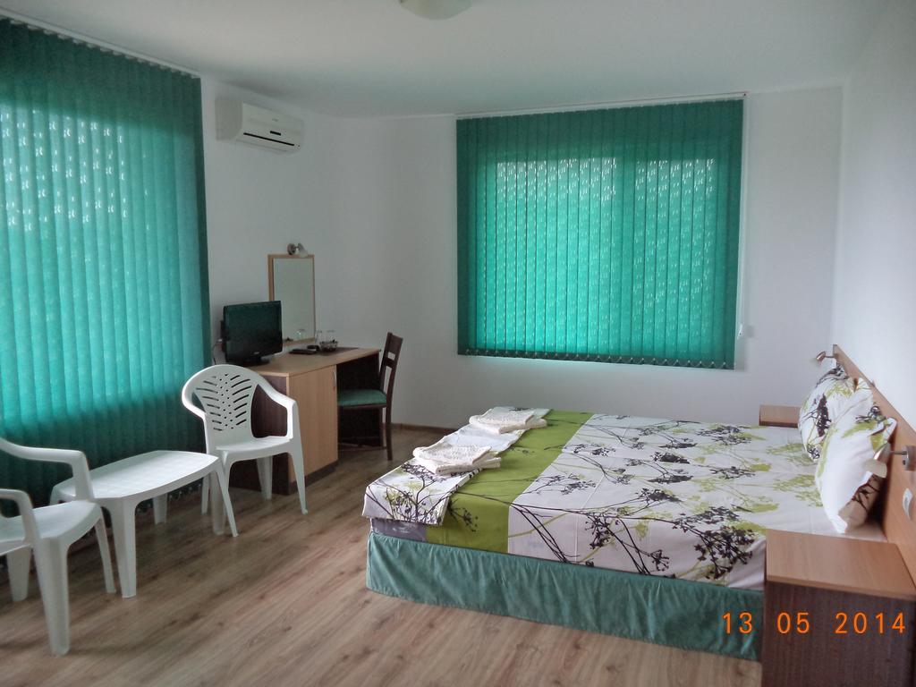 Sveti Georgi Guest House Sozopol Buitenkant foto