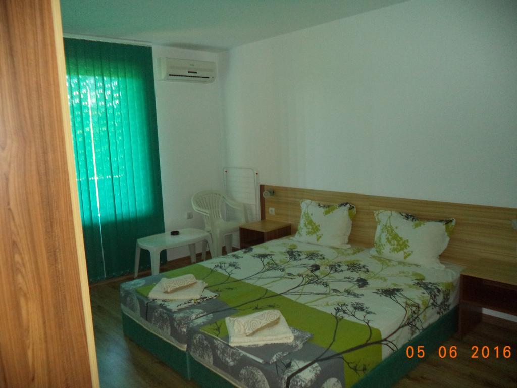 Sveti Georgi Guest House Sozopol Buitenkant foto