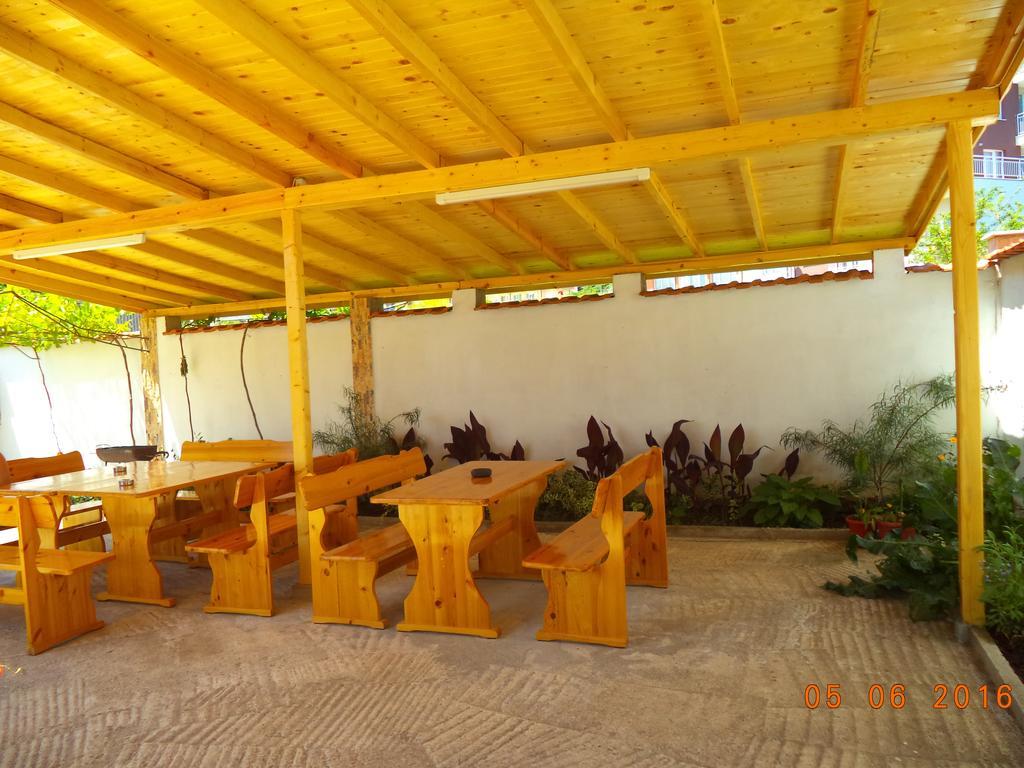 Sveti Georgi Guest House Sozopol Buitenkant foto